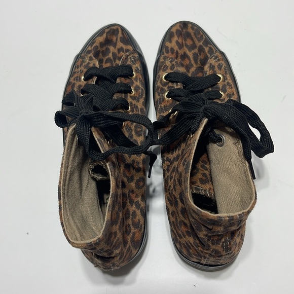 Sixtyseven - leopard with black trim high top sneakers - Size 36 US 5.5-6 - Picture 3 of 10